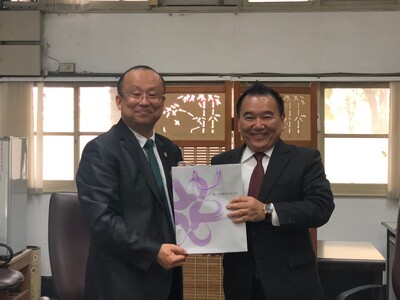 09.23.2019 與I-Global簽訂學術交流協議書05