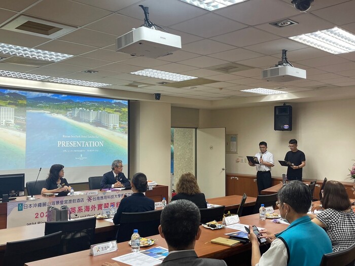 日本沖繩麗山海景皇宮度假酒店與應英系簽訂實習合約儀式圖片