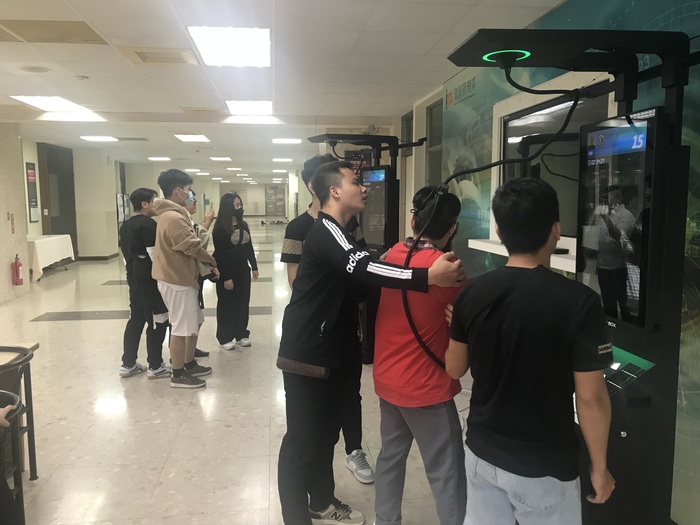 「國際專修部」與「資訊管理系」辦理體驗課程活動圖片