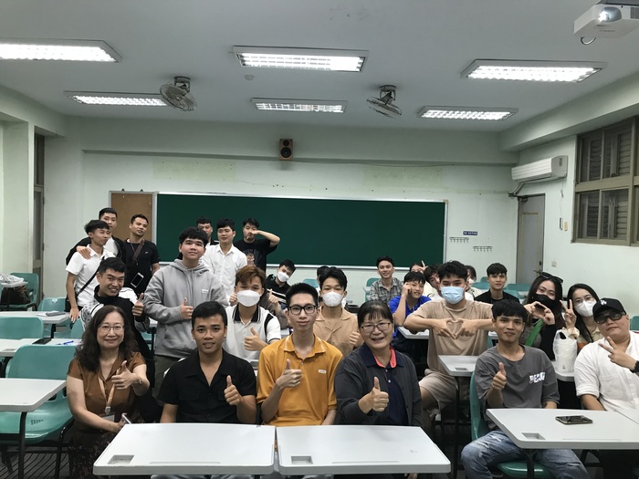 「國際專修部」華語學習成果分享圖片