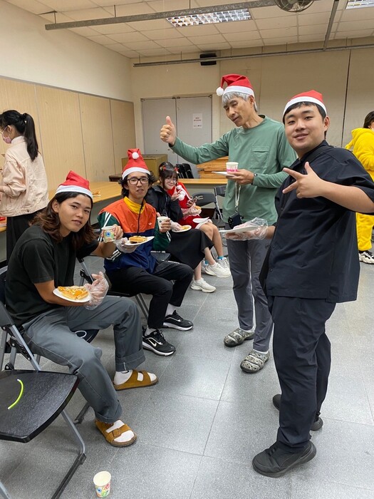 僑外生社團「聖誕冬至聯歡會」圖片