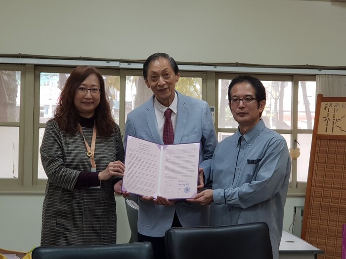 日本「沖繩基督大學」上地惠龍副校長參訪圖片