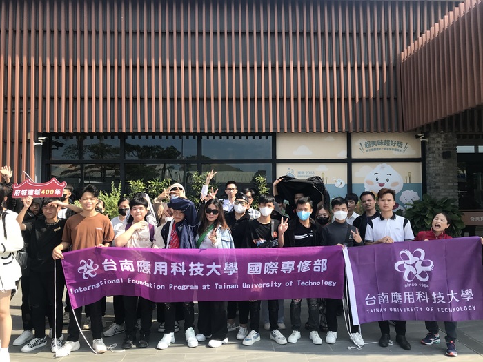 「國際專修部」與「台南市勞工局」合辦「國際勞動力一家親活動」圖片